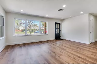 1542 W 5th Street, Irving, TX 75060 - Photo 3