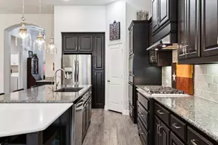 844 Elm Frk Trl, Little Elm, TX 76227 - Photo 9