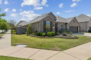 844 Elm Frk Trl, Little Elm, TX 76227 - Photo 3