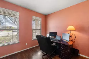 2904 Big Horn Bluff Ct, Fort Worth, TX 76108 - Photo 13