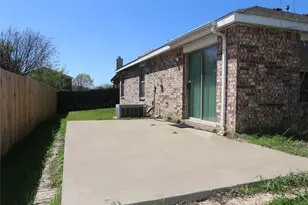 506 Quartz St, Arlington, TX 76002 - Photo 39