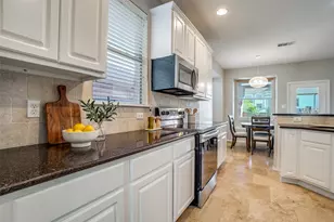 2405 Vail Dr, McKinney, TX 75070 - Photo 5