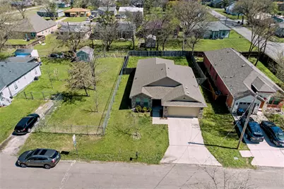 1827 College Street, Greenville, TX 75401 - Photo 25