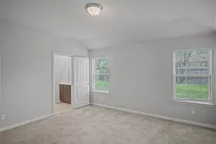 1827 College St, Greenville, TX 75401 - Photo 13