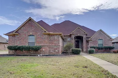 756 Trails End Circle, Hurst, TX 76054 - Photo 1