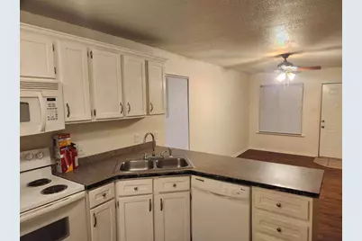 2203 Monroe Street #A, Commerce, TX 75428 - Photo 3