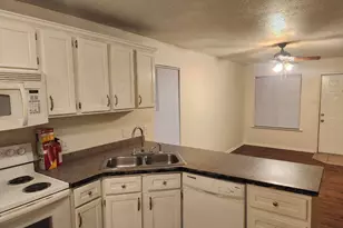 2203 Monroe St, Commerce, TX 75428 - Photo 3