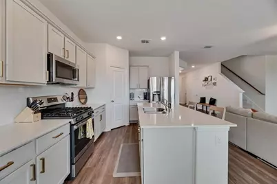 2128 Whispering Sage Boulevard, Royse City, TX 75189 - Photo 7