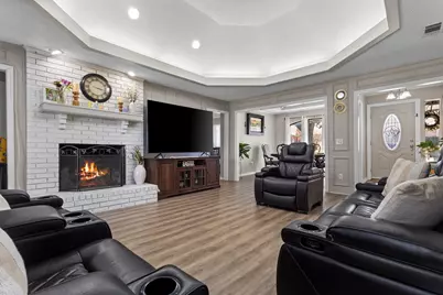 1507 Sugar Creek Drive, Carrollton, TX 75007 - Photo 3