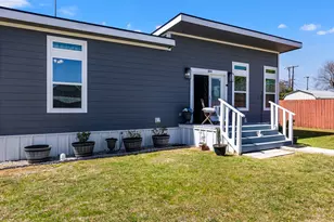 804 Cherry Dr, Groesbeck, TX 76642 - Photo 3