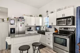 804 Cherry Dr, Groesbeck, TX 76642 - Photo 7