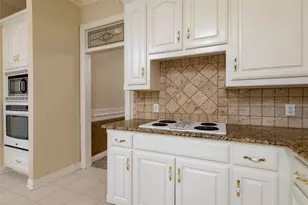 1910 Channing Park Dr, Arlington, TX 76013 - Photo 17