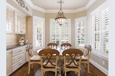 809 Lake Breeze Drive, Highland Village, TX 75077 - Photo 9