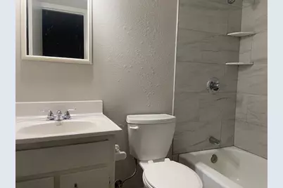 1013 SE 3rd Street, Grand Prairie, TX 75051 - Photo 7