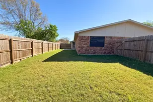 8917 Vernon Dr, Rowlett, TX 75088 - Photo 19
