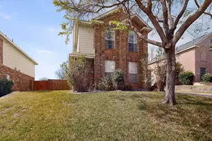 3605 Escabosa Dr, Garland, TX 75040 - Photo 3