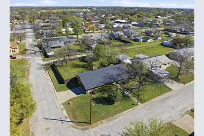 1408 Primrose Lane, Cisco, TX 76437 - Photo 33