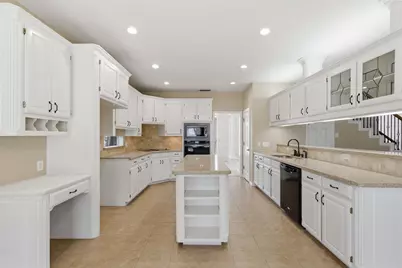 2302 Whisperton Drive, Arlington, TX 76016 - Photo 9