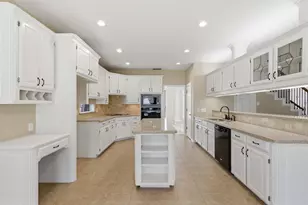 2302 Whisperton Dr, Arlington, TX 76016 - Photo 9