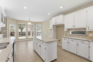 2302 Whisperton Dr, Arlington, TX 76016 - Photo 7