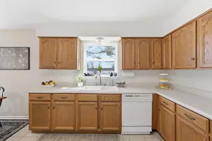 707 Marco Dr, Runaway Bay, TX 76426 - Photo 15