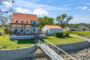 707 Marco Dr, Runaway Bay, TX 76426 - Photo 35