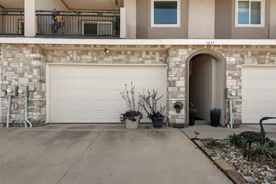 1217 Summerset Lane, Burleson, TX 76028 - Photo 37