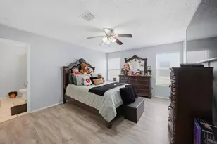 2458 Manchester Ln, Lancaster, TX 75134 - Photo 11