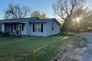 1417 Oliver St, Weatherford, TX 76086 - Photo 3