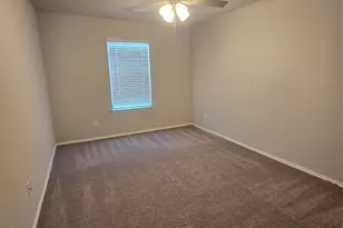 3931 Hometown Blvd, Heartland, TX 75126 - Photo 11