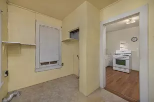 303 Seeley Ave, Mount Calm, TX 76673 - Photo 19