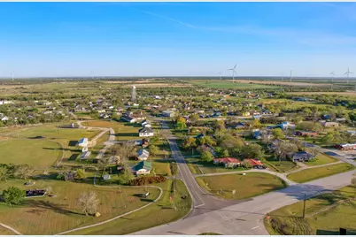 303 Seeley Avenue, Mount Calm, TX 76673 - Photo 31