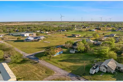 303 Seeley Avenue, Mount Calm, TX 76673 - Photo 27