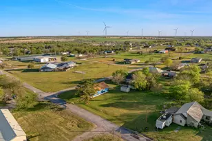 303 Seeley Ave, Mount Calm, TX 76673 - Photo 27