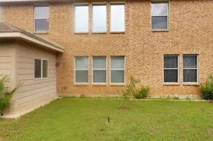 2080 Meadow Park Dr, Princeton, TX 75407 - Photo 31