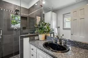 6018 Winton St, Dallas, TX 75206 - Photo 13