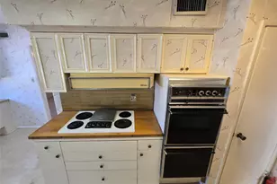 6757 Orangewood Dr, Dallas, TX 75248 - Photo 17