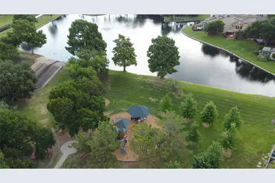 2702 Quail Ridge Drive, Carrollton, TX 75006 - Photo 33