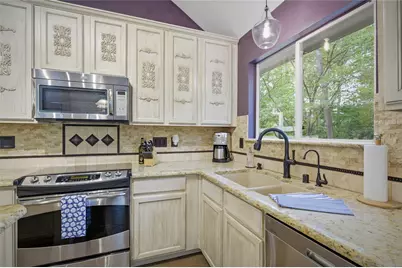 843 Yellow Tavern Court, Grand Prairie, TX 75052 - Photo 19