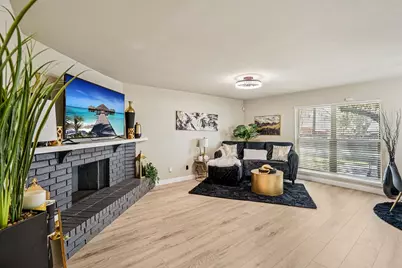 622 Roaming Road Drive, Allen, TX 75002 - Photo 3