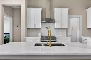 900 Cope St, Mansfield, TX 76065 - Photo 5