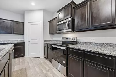 9308 Desertrock Road, Fort Worth, TX 76131 - Photo 7