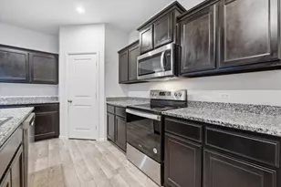 9308 Desertrock Rd, Fort Worth, TX 76131 - Photo 7