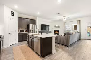 11028 Los Alamos Dr, Aubrey, TX 76227 - Photo 11