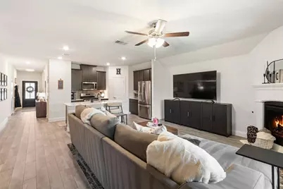 11028 Los Alamos Drive, Aubrey, TX 76227 - Photo 9