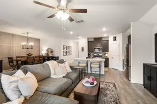 11028 Los Alamos Dr, Aubrey, TX 76227 - Photo 9