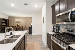 11028 Los Alamos Dr, Aubrey, TX 76227 - Photo 17