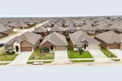 11028 Los Alamos Drive, Aubrey, TX 76227 - Photo 39