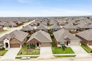 11028 Los Alamos Dr, Aubrey, TX 76227 - Photo 39