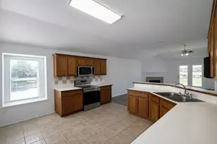 5132 Persimmon Ct, Fort Worth, TX 76244 - Photo 3